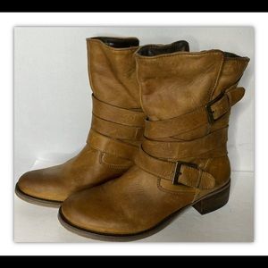 Steve Madden Brewzer Boot Strap  Brown Leather 9